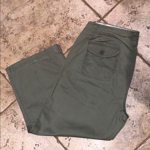 Gap | woman’s Capri pants